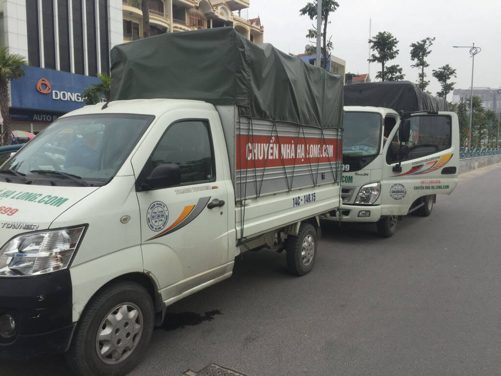 Xe tải chở hàng Quảng Ninh